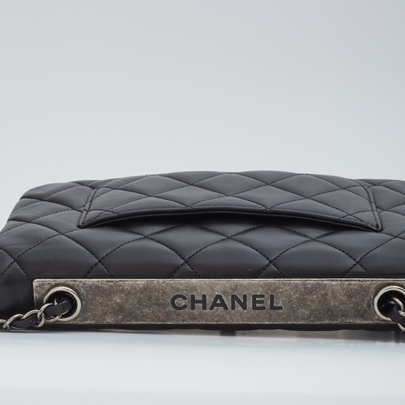 CHANEL LAMBSKIN BLACK TRENDY CC FLAP BAG (2015) - Picture 2 of 12